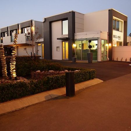Bellano Motel Suites Christchurch Esterno foto The entrance to the hotel